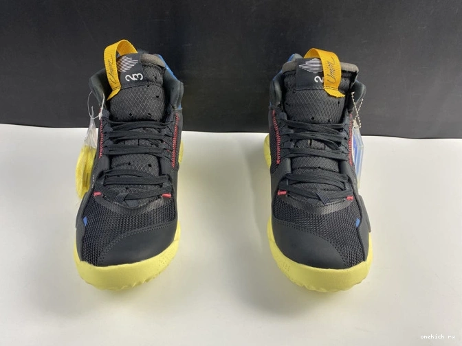Chep Onekick UNION MID 'OFF DA1951-001 X LA JORDAN NOIR' DELTA 0809